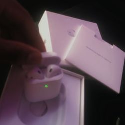 AirPod 2