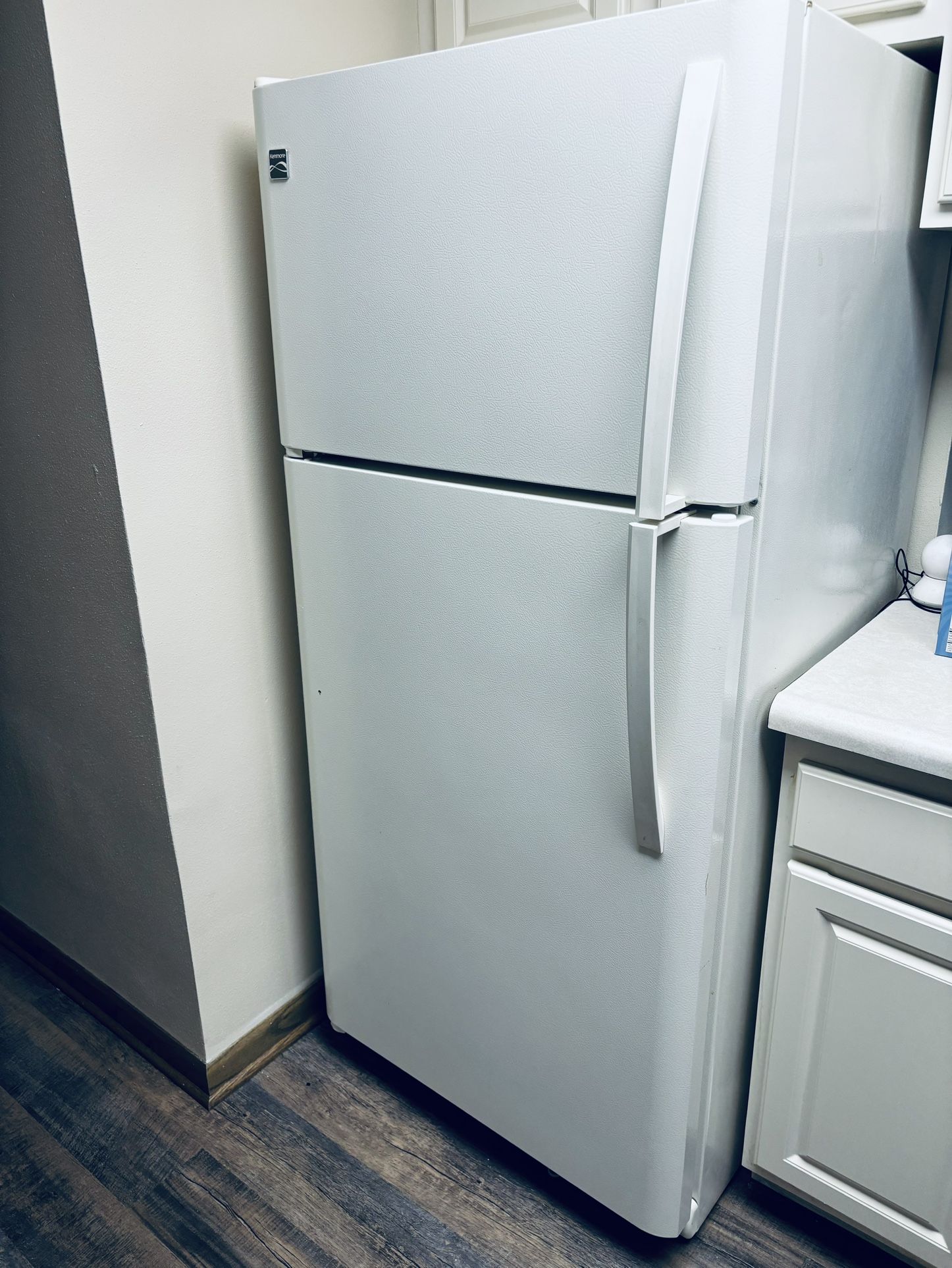 Microwave & Refrigerator