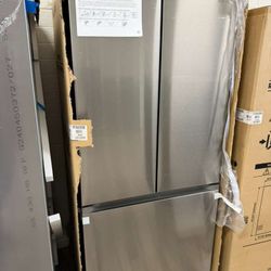 Samsung stainless steel 32in wide French door fridge new with warranty