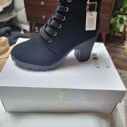 Ankle Boots 