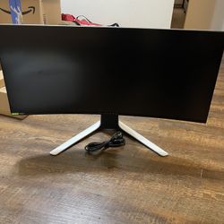 Alienware Curved 34” Monitor 