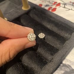 diamond earrings 