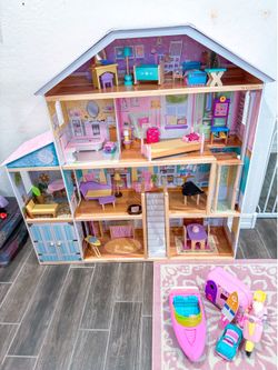 KidKraft Barbie Dollhouse