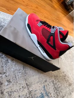 Air Jordan 4