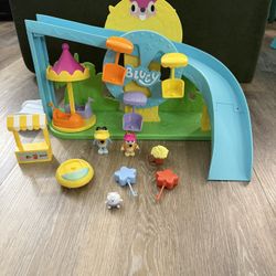 Bluey Amusement Park Playset