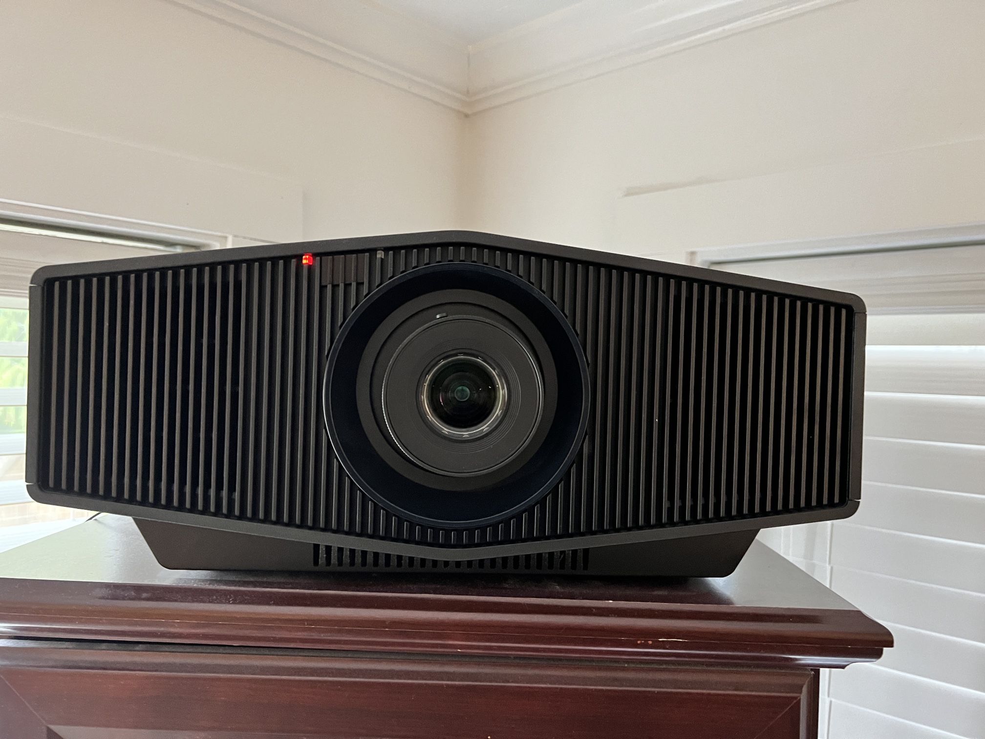 Sony VPL-XW5000