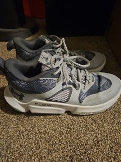 UnderArmor basketball shoes
