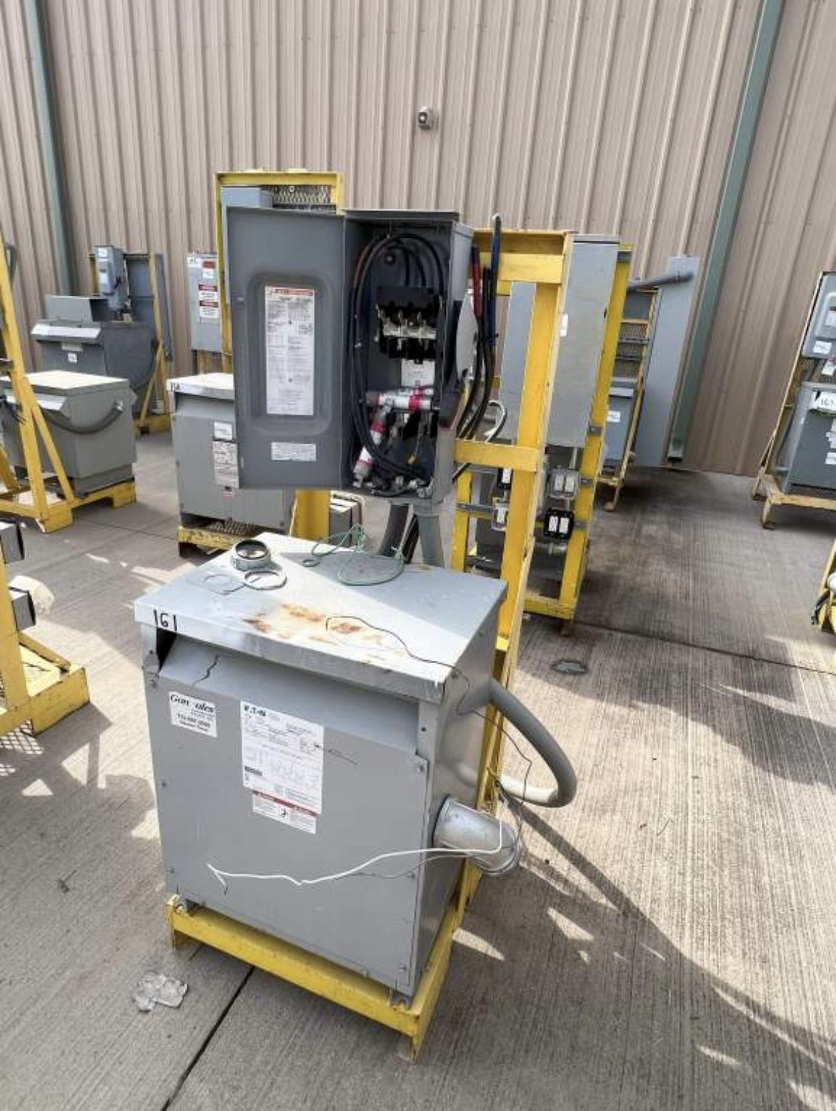 Portable Power Distribution Center Skid w/ Eaton 45 Kva 3 Phase Dry Type Transformer , Switch & More