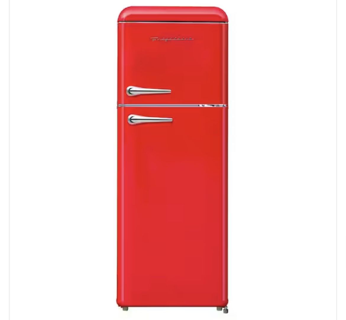 Frigidaire 7.5 cu. ft. Retro Mini Fridge in Red with Rounded Corners and Top Freezer