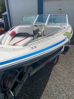 92 ski Ray boat