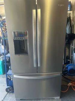 Refrigerator whirlpool
