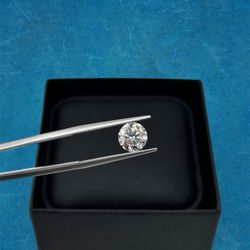 1.50 Carat Lab-grown Round Shape Diamond 