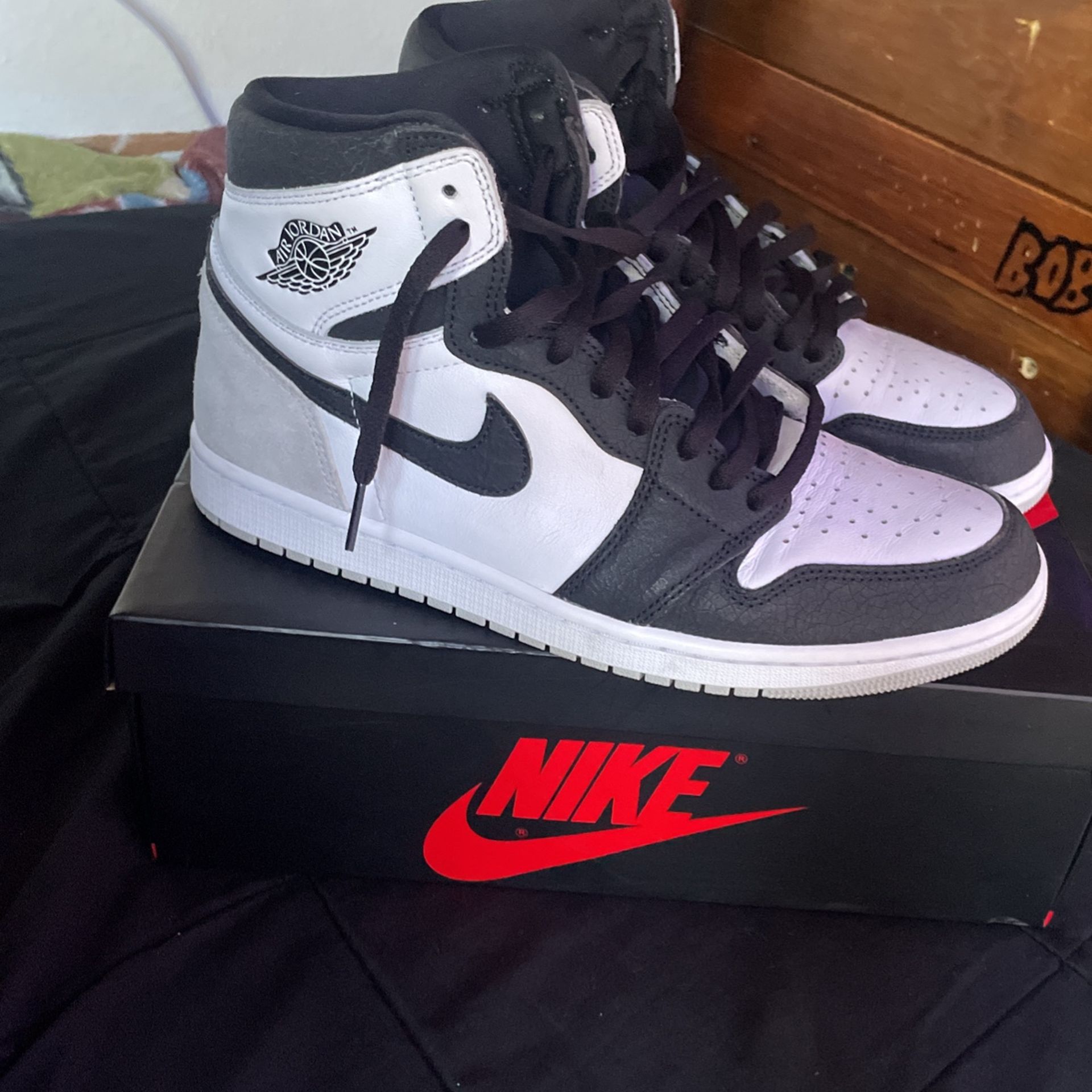 Jordan 1 Retro High OG Bleached Coral