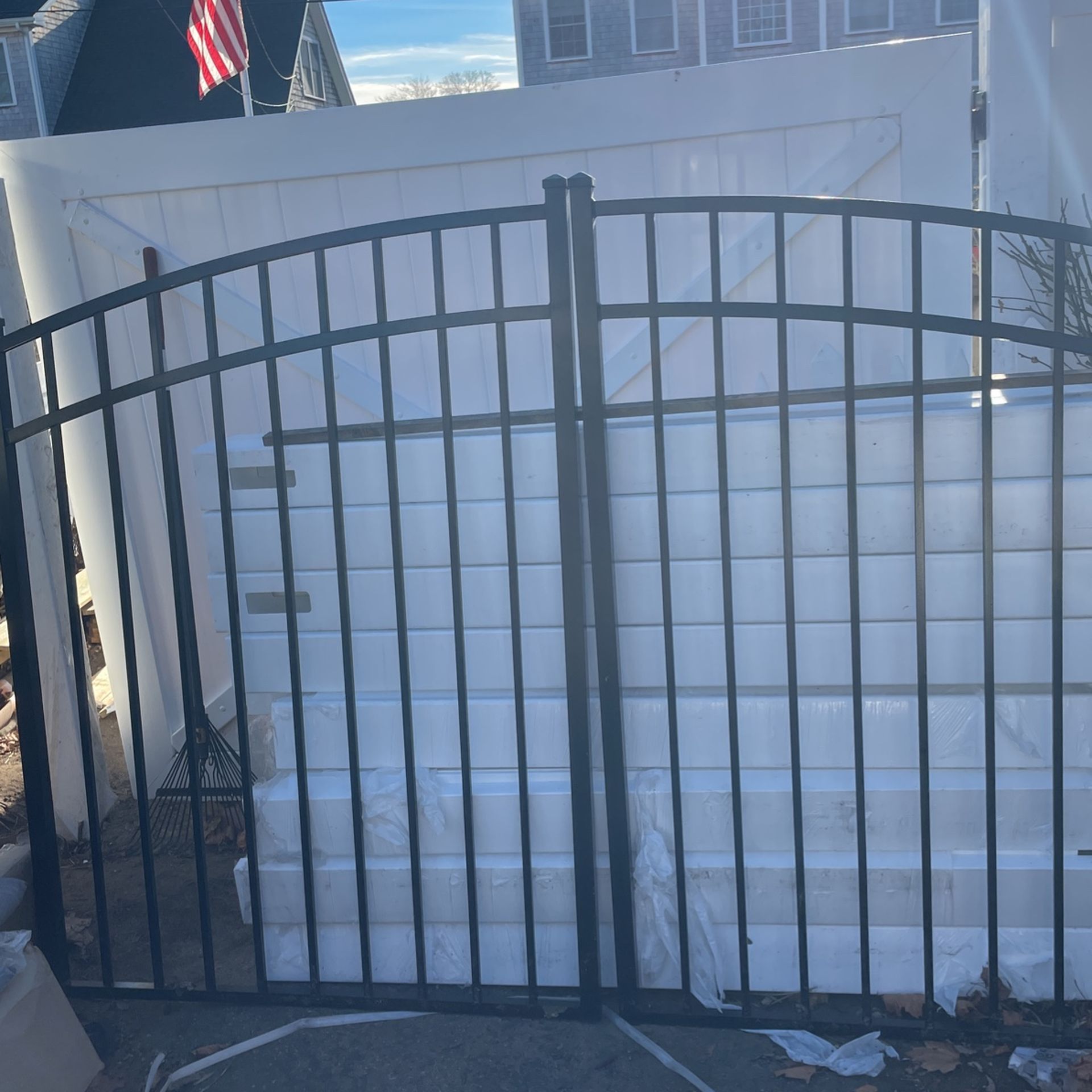 6x8 Gate