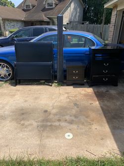 Twin size bedroom suit 200 obo priced to move.