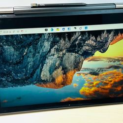 Lenovo Yoga 370 Convertible Touchscreen i5-7300 2.71Ghz 8GB 128GB Fully Functional