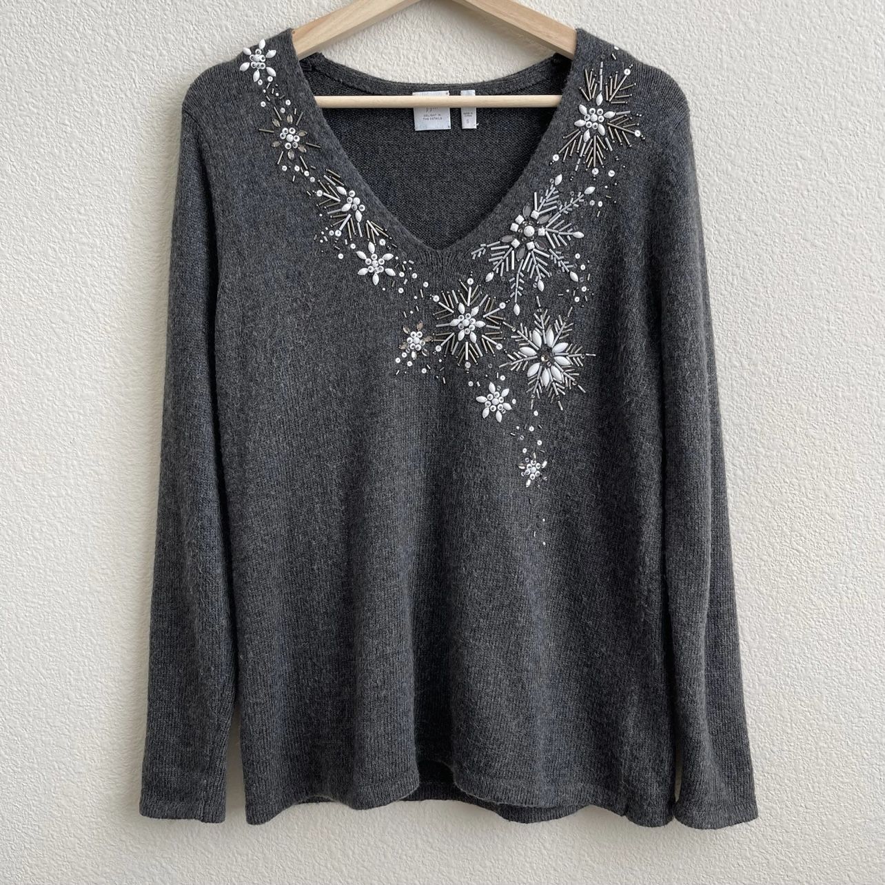 J. JILL Grey Yak Hair Beaded Sequin Holiday Snowflake V Neck Pullover Sweater