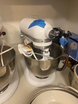 KitchenAid artisan stand mixer
