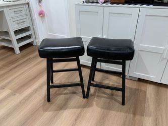 24'' Backless Faux Leather Upholstered Saddle Stool Chair Set of 2. Black