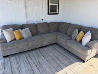 Sectional couch