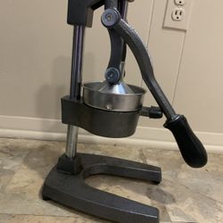 Citrus Juicer