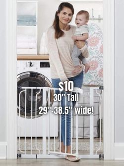30” Tall By 29”-38.5” Wide Baby Gate Dog Gate Safety Gate Brand New Open Box 1160 Regalo White