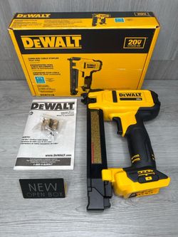 DeWalt DCN701 20V Max Cordless Cable Stapler - Tool Only (A1D031900)