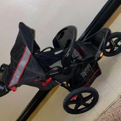 The Baby Trend Range Jogger Stroller is for a child from 6-50 lbs Max height limit: 42" tall Multi-position, reclining, padded seat Fully adjustable, 