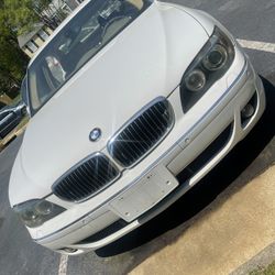 2006 BMW Headlight And Bumper 
