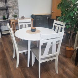 Modern Style White Round Dining Set (New)