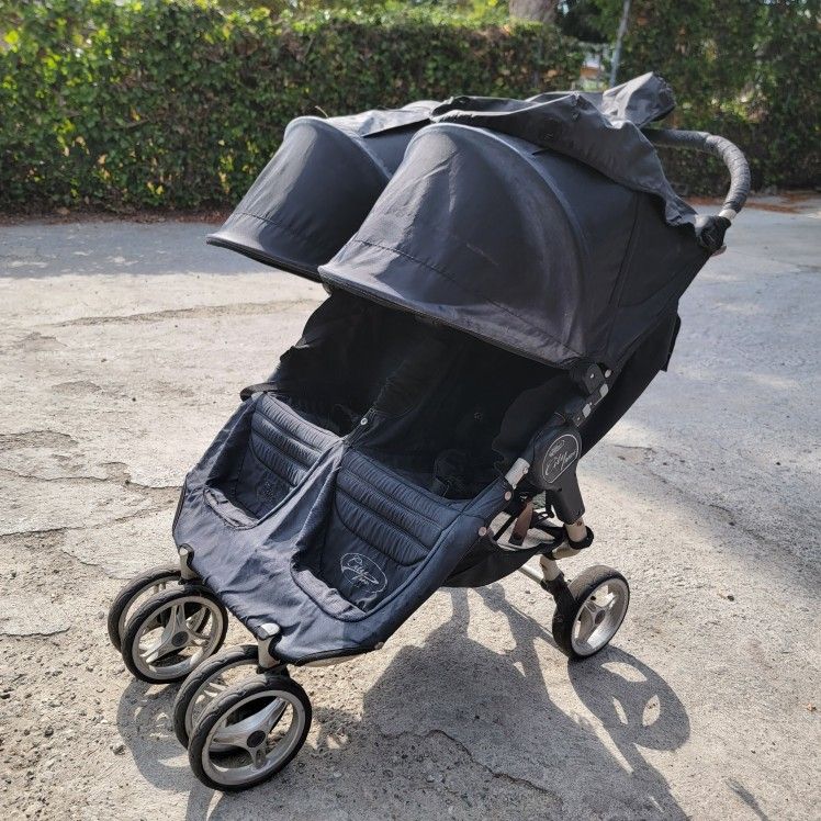 City Mini Double Duallie Jogging Stroller