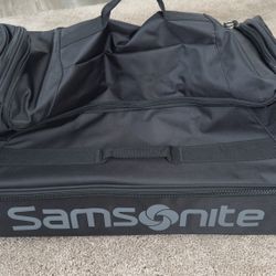 SAMSONITE DUFFLE BAG 