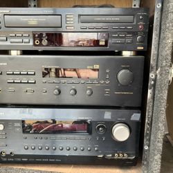 PIONEER PDR-W839 Compact CD Disc Digital Recorder & NAKAMICHI AV-10 Audio/Video Receiver 