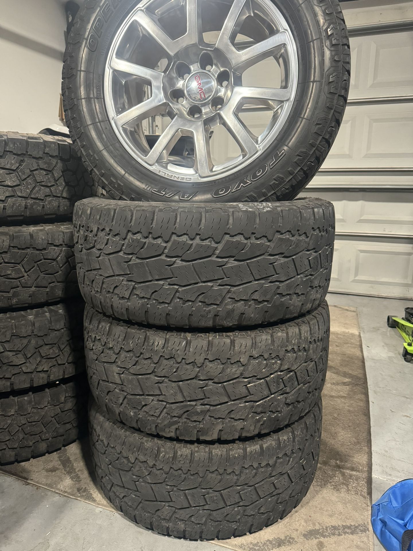 20” Denali Wheels On 33s