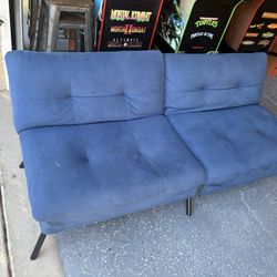 FUTON COUCH