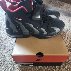 Deon Sanders Shoes