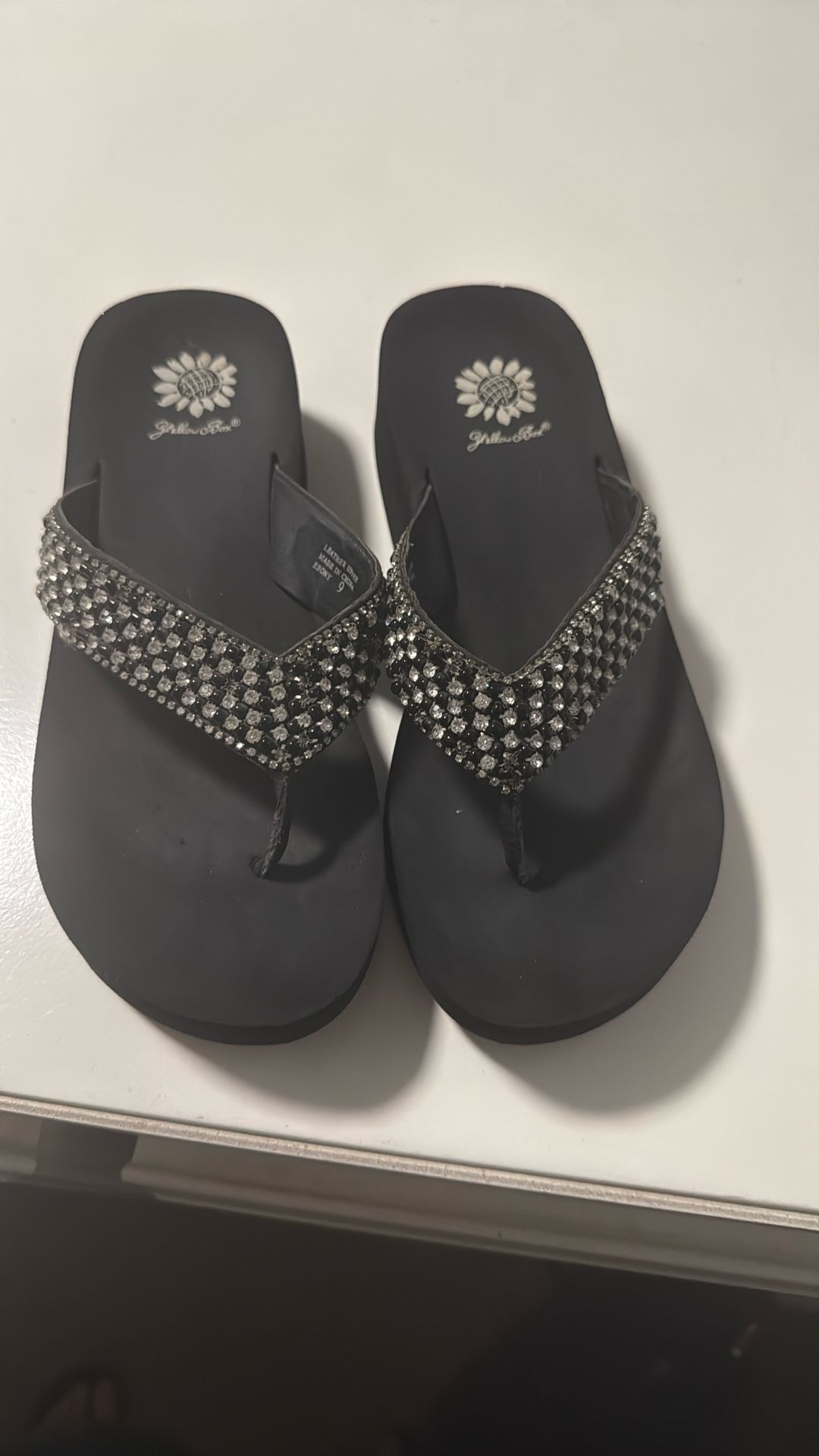 Yellow box -Size 9 Sm wedge