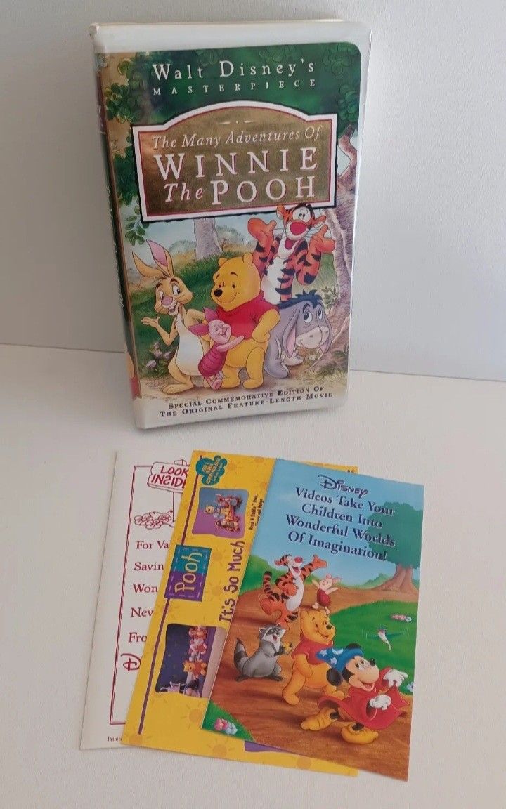 Walt Disney Masterpiece The Many Adventures of Winnie the Pooh VHS TAPE