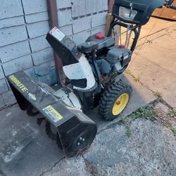 Briggs And Stratton  Snowblower