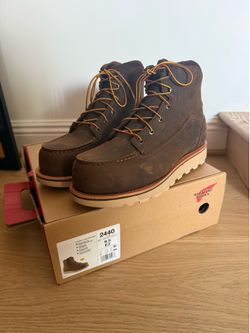 Size 9.5 Redwing boots (fit like 10)