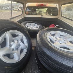 16" Toyota OEM Wheels & Tires - 6x139.7 (Tacoma / 4Runner)