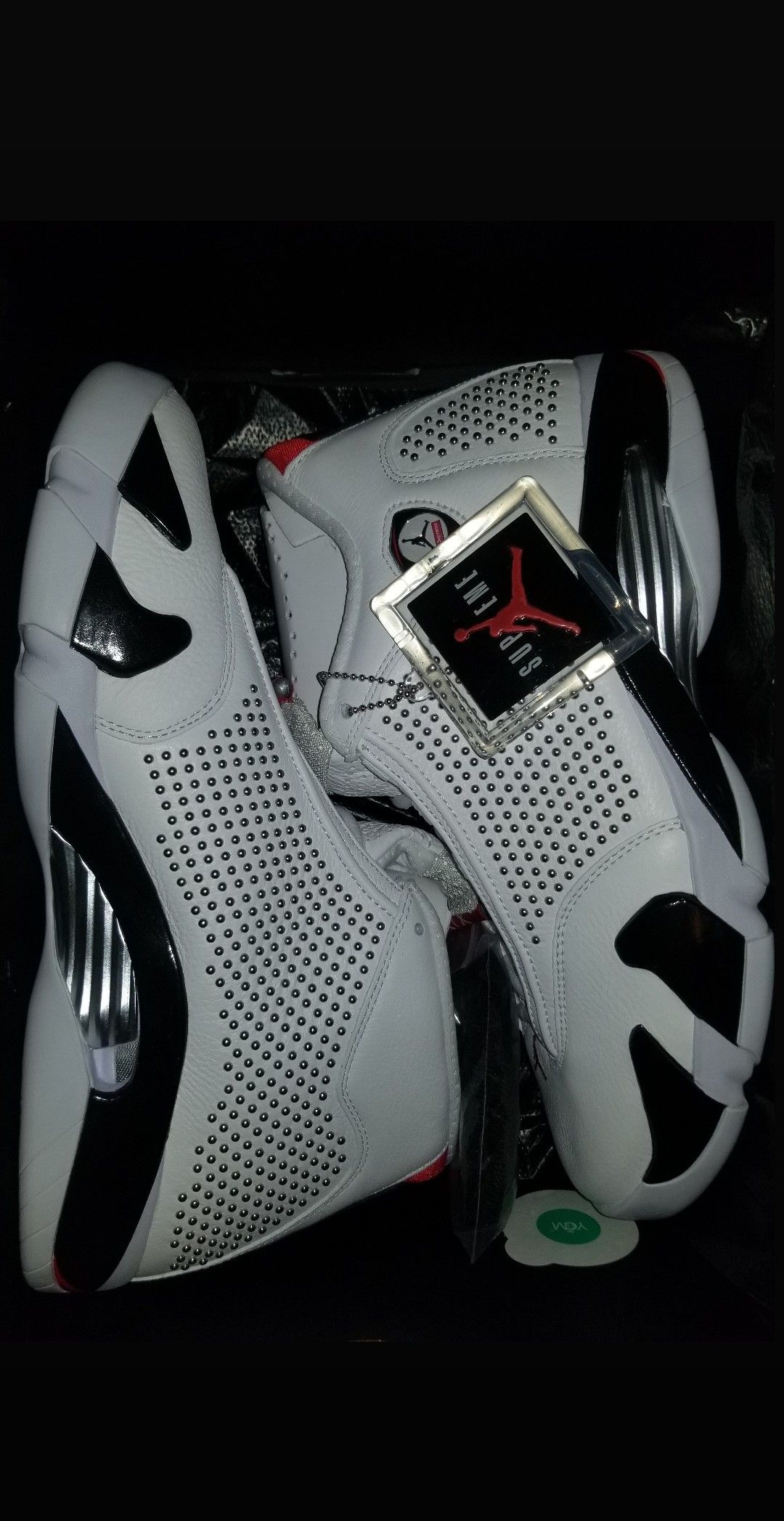 Air Jordan Retro 14 Supreme