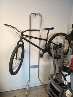 DK Rock Hopper Bike And Rack For Sale $200