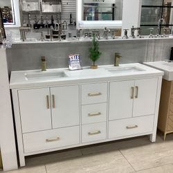 65” Bathroom Vanity Cabinet New Solid Wood Fully Assembled Softclose Drawers Doors Quartz Top 2 Sinks Ready For Pick Up