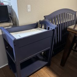 Baby Crib With Changing Table 