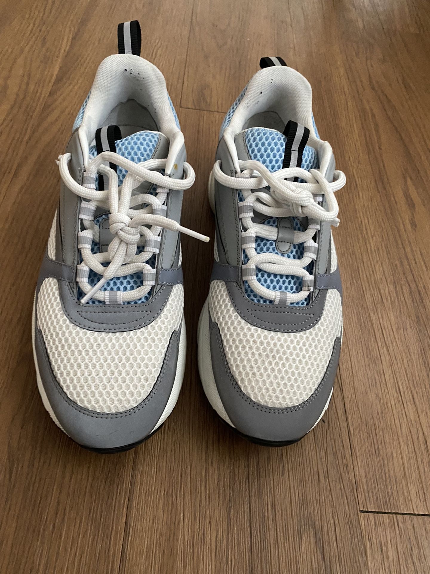 DIOR BB22 WHITE AND BLUE SZ 43