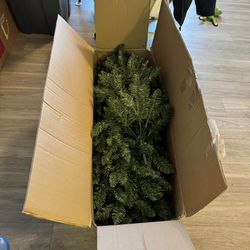 Artificial Christmas tree 42x13x13 in