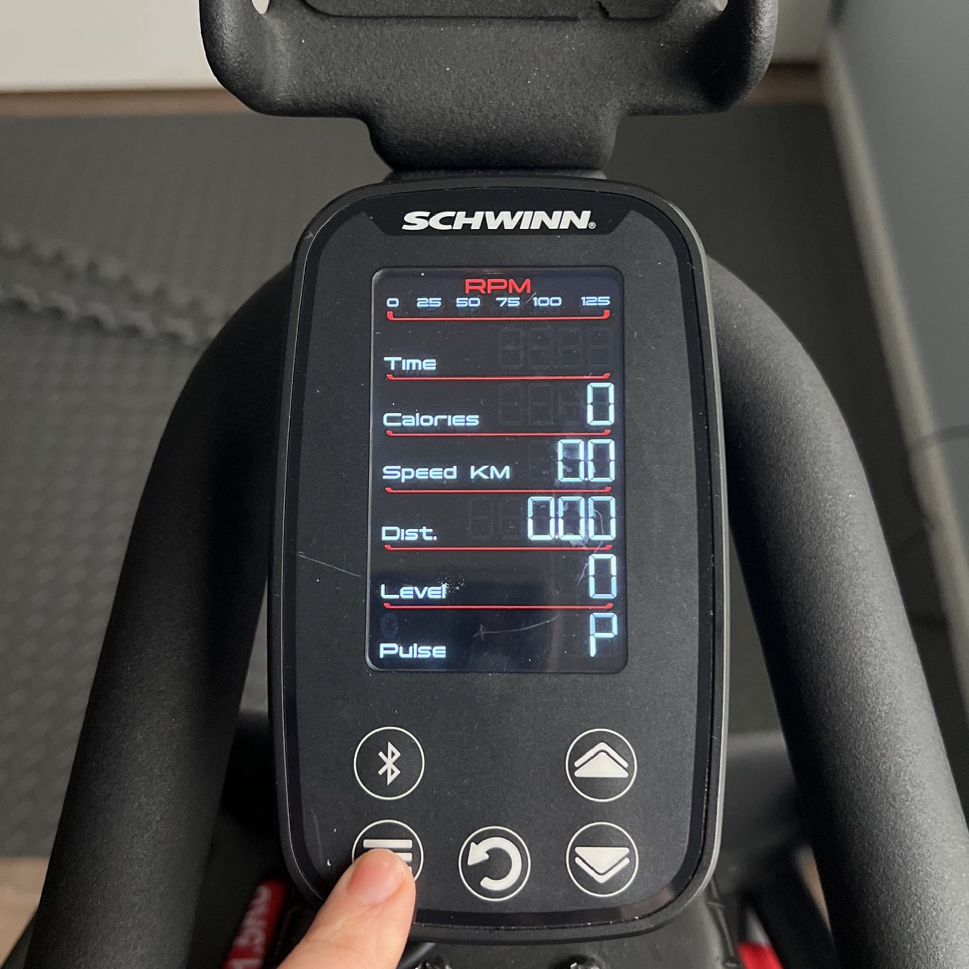 Schwinn IC4 Stationary Spin Bike for Sale in Edgewood, WA OfferUp