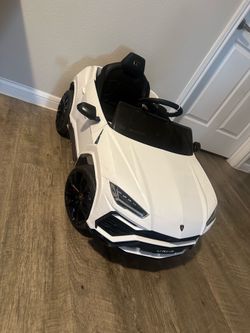 Kids Lambo Urus (remote included)