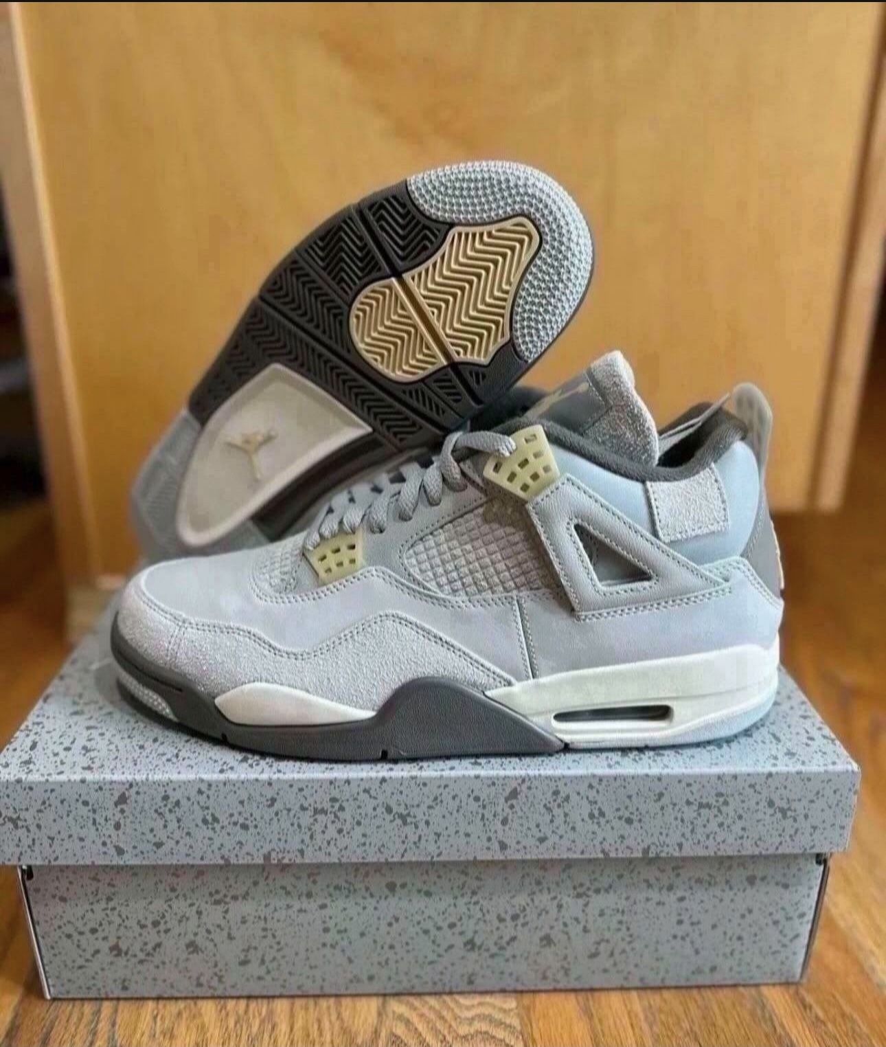 Nike Air Jordan 4 Retro SE Craft 'lPhoton Dust Size 11 Brand New